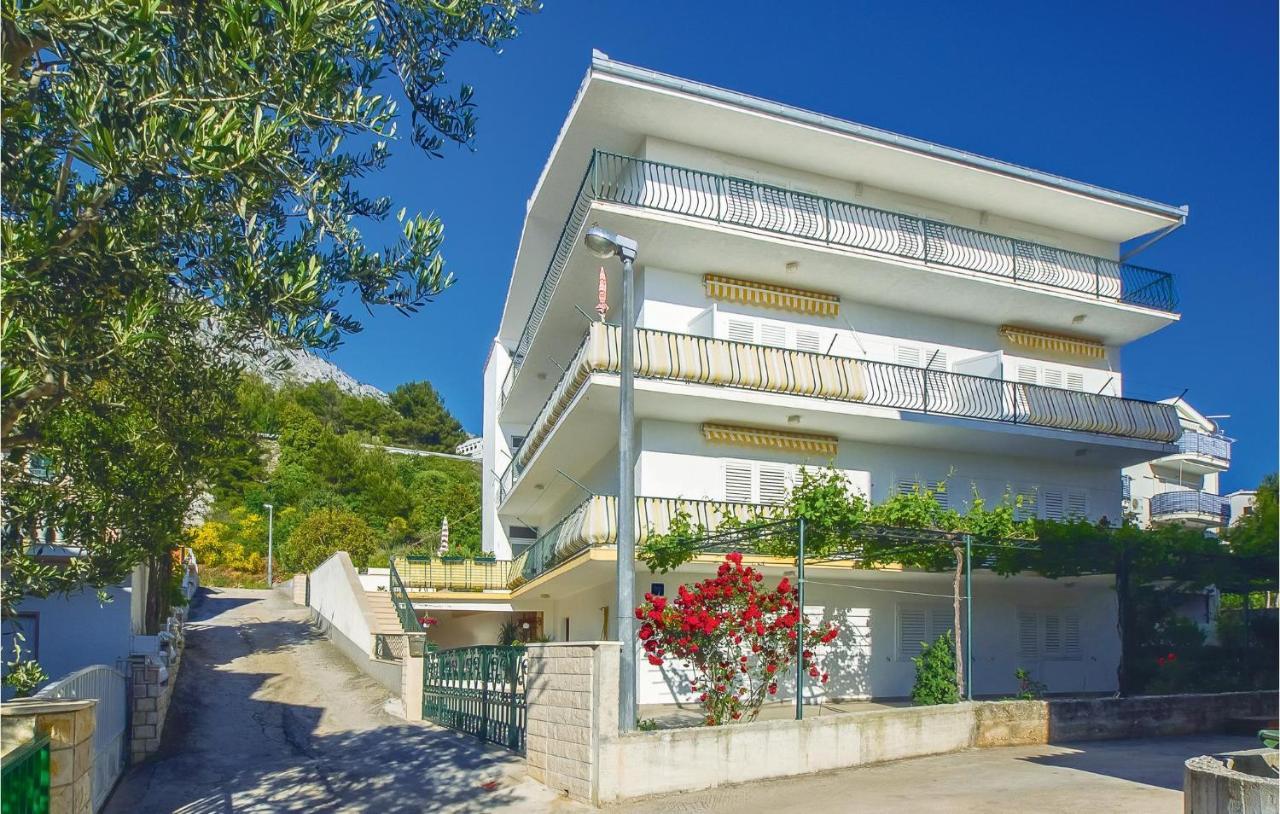 Lovely Apartment In Omis With Kitchenette 外观 照片